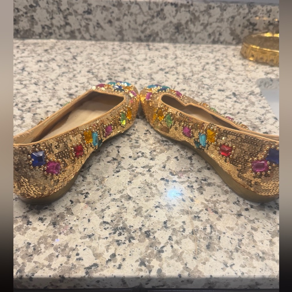 The sky's the limited Women’s Caparros vintage sequin jeweled flats size 8.5 - Picture 5 of 6